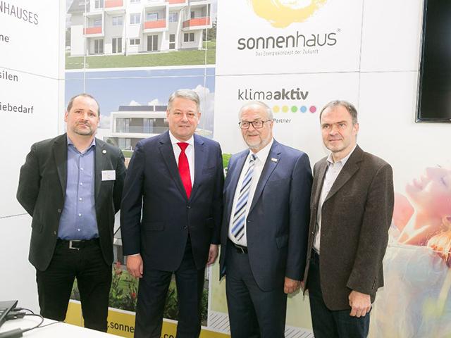 Messestand mit BM Andrä Ruprechten