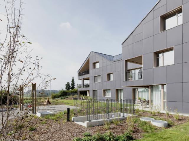 Mehrfamilienhaus in Brütten